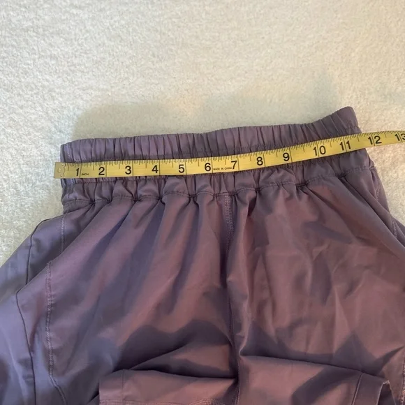 Lululemon Hotty-Hot High Rise Lined Shorts Size 6 - Picture 15 of 15